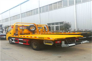 志丹附近拖车救援搭电